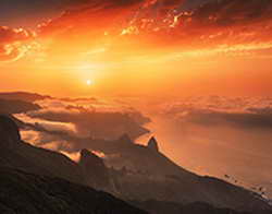 Boeing рейса Дубай  Москва подал сигнал бедствия над Каспийским морем